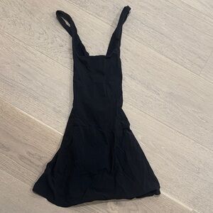 Black Sleeveless Dress